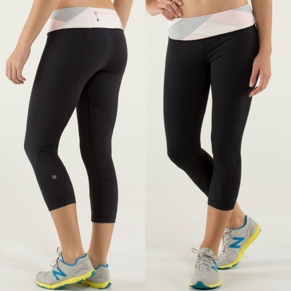 Lululemon Crops Black Pink White Crop Legging 8 - Picture 1 of 10